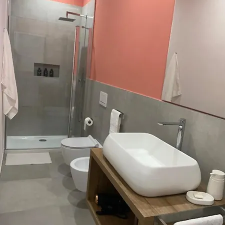 Nar 科莫