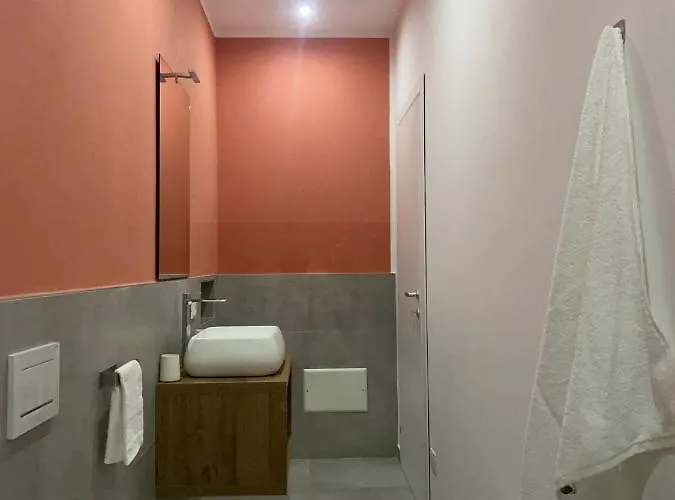 Nar Oda ve Kahvaltı 3*